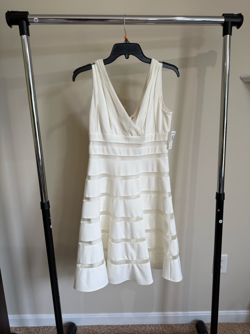 Women's White (off-white) V-Neck Tiered A-Line Dress